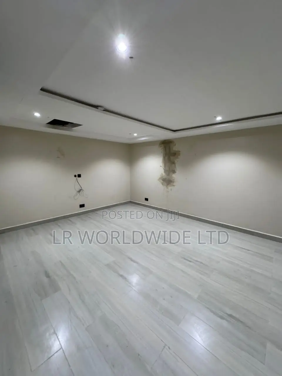 4bdrm Duplex in Idu Industrial for sale in Idu Industrial