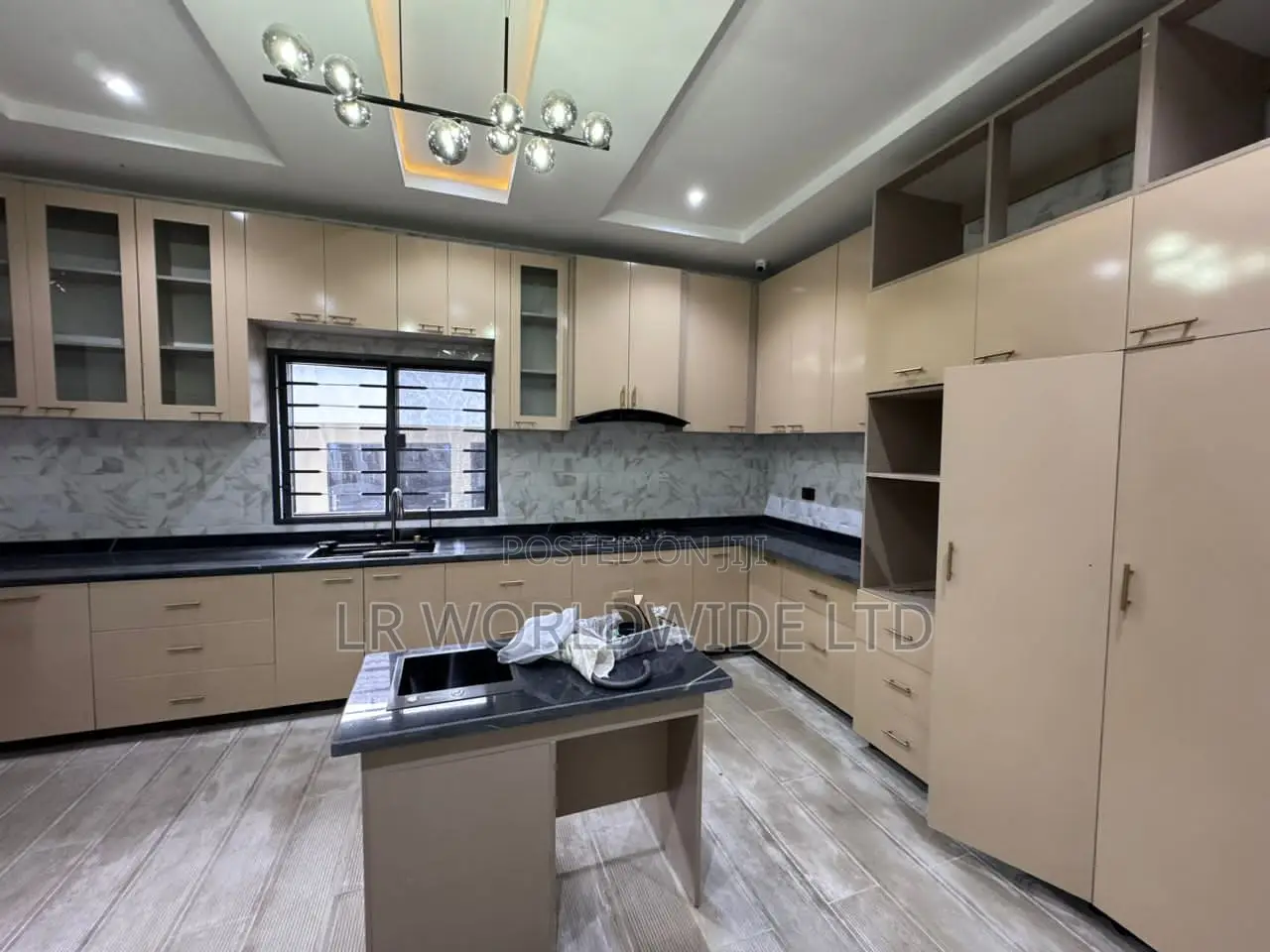 4bdrm Duplex in Idu Industrial for sale in Idu Industrial