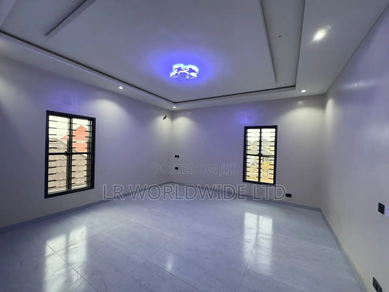 4bdrm Duplex in Idu Industrial for sale in Idu Industrial