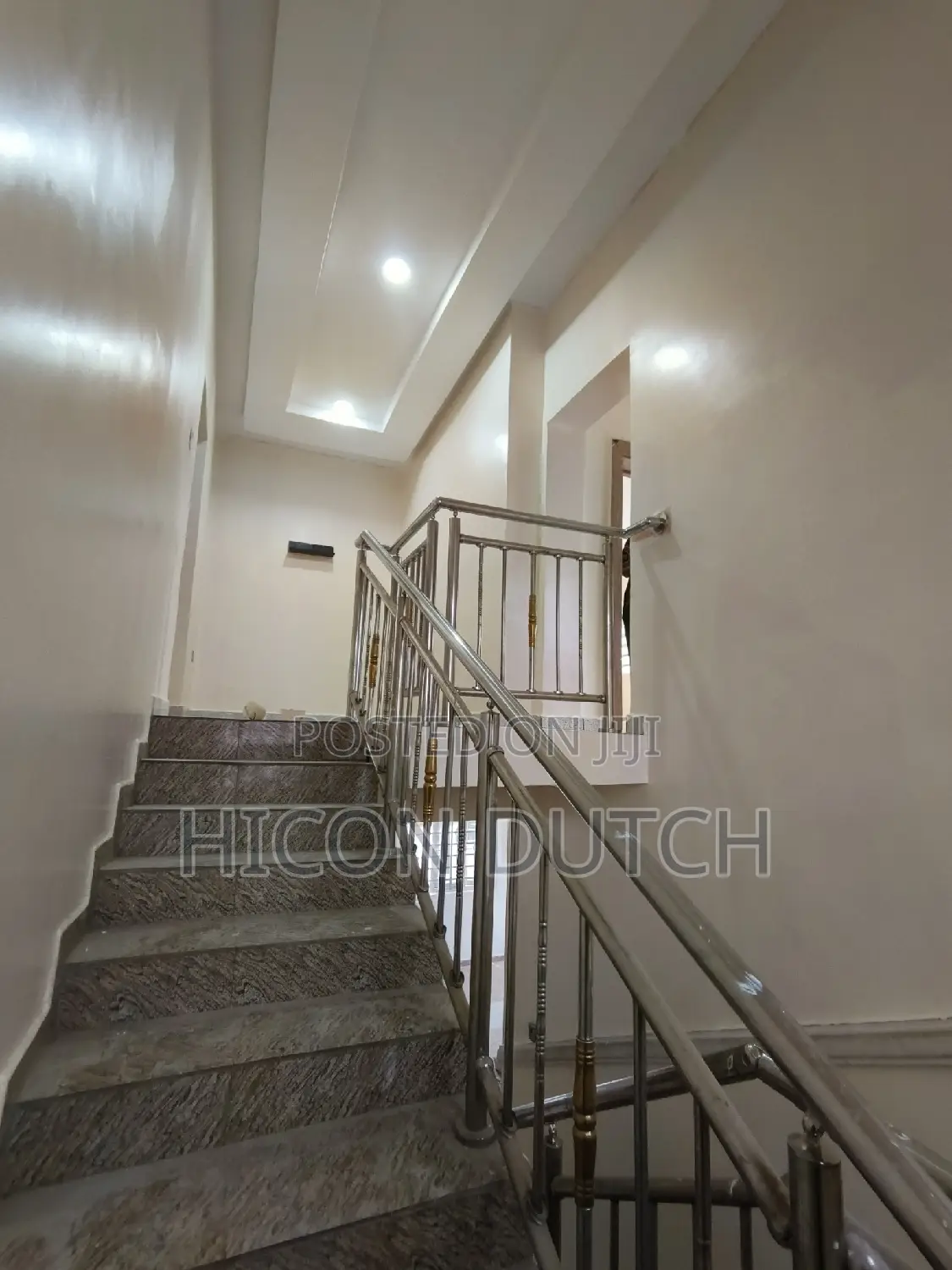 5bdrm Duplex in Katsina Estate, Life Camp for sale in Life Camp
