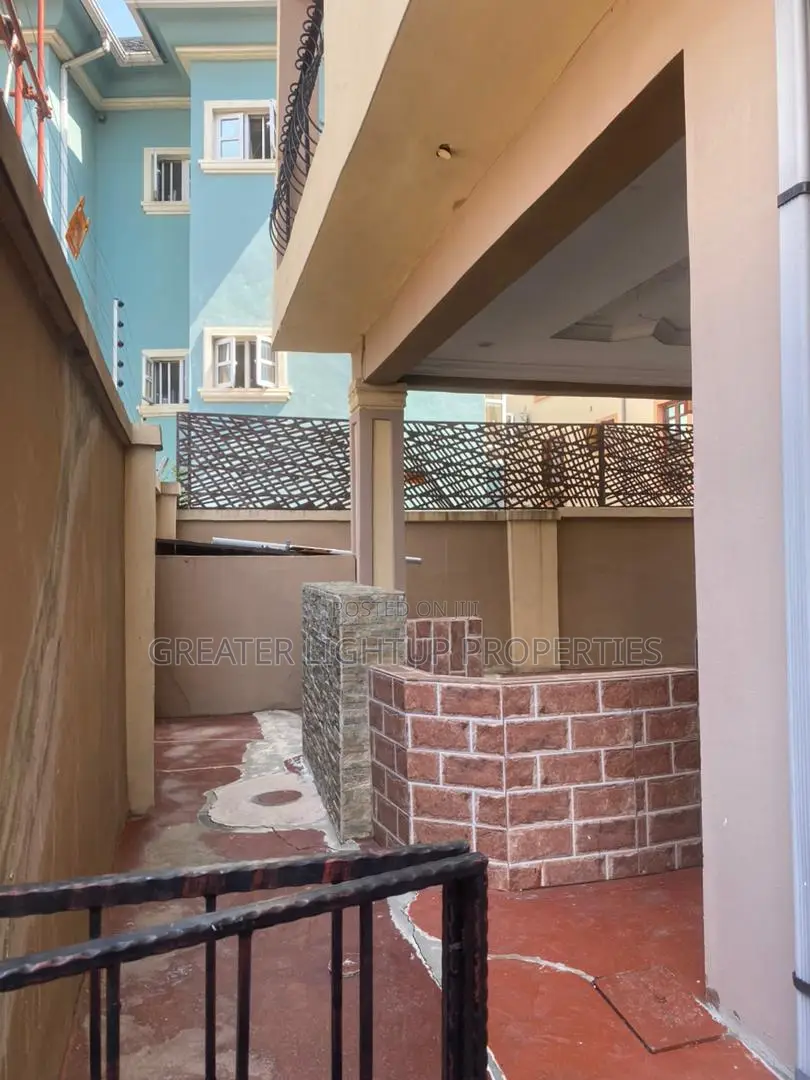 Furnished 5bdrm Duplex in Shangisha Estate for rent in GRA Phase 2 Shangisha