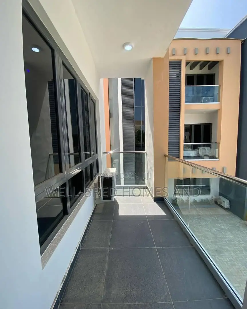 4bdrm Duplex in Banana for rent in Banana Island