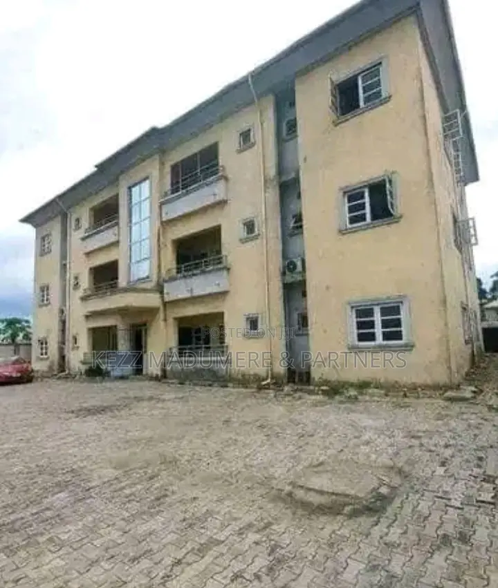 12bdrm Block of Flats in Woji , Port Harcourt for sale in Woji