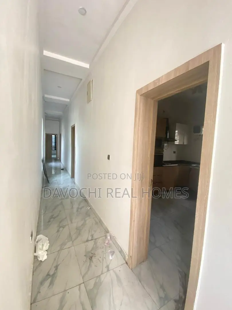 3bdrm Apartment in Chevron Alternative, Lekki for rent in Lekki