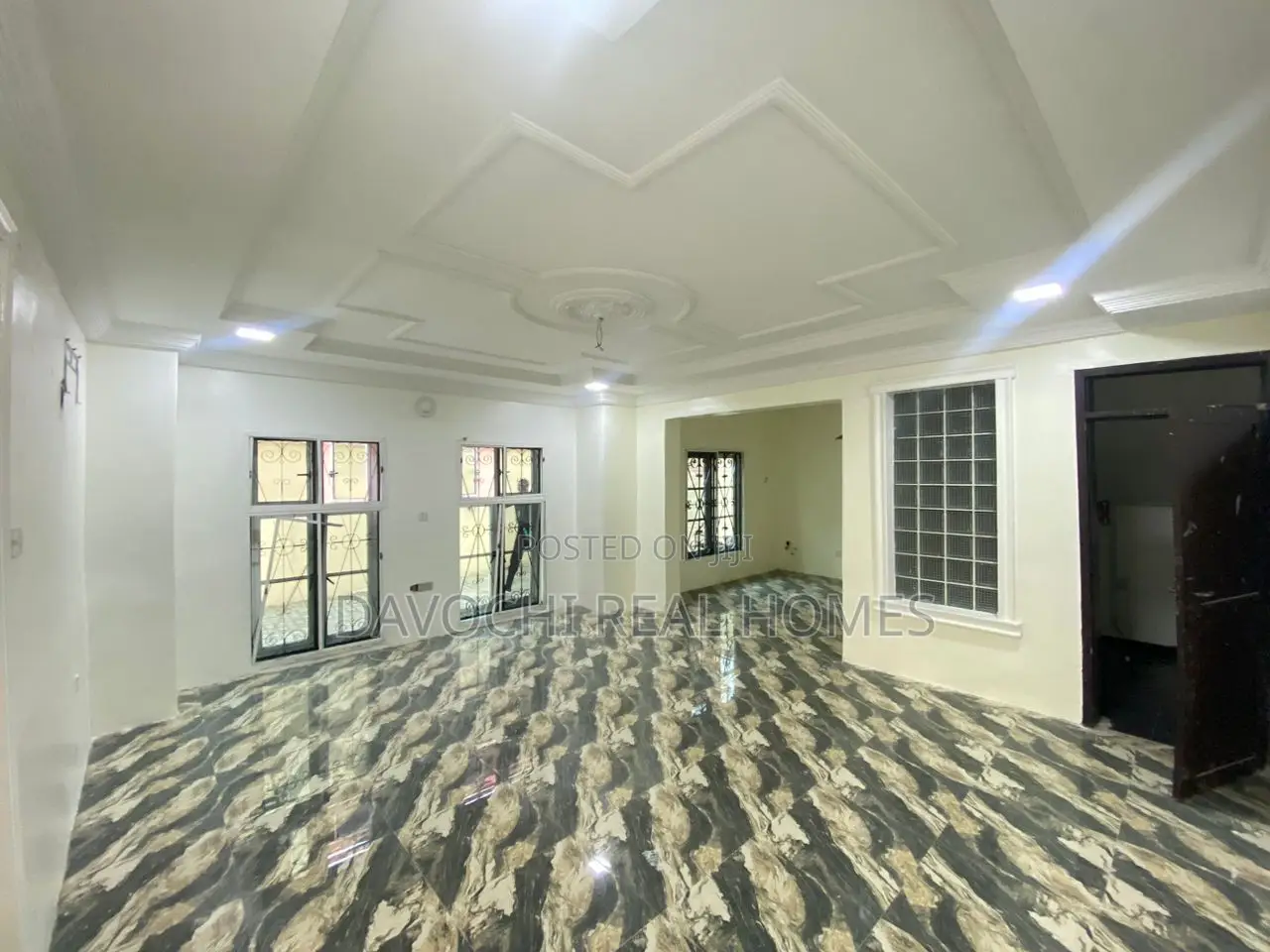 5bdrm Duplex in Lekki Phase One for rent in Lekki