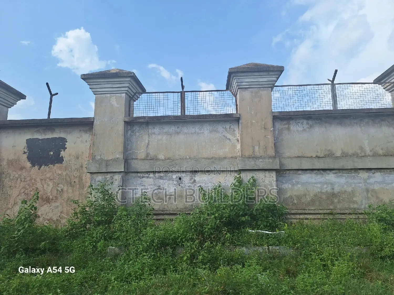 160ft by 300ft Core Gra Close to Government House in Benin City