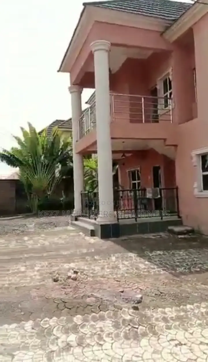 7bdrm Duplex in Trade Fare , Golf for sale in Enugu
