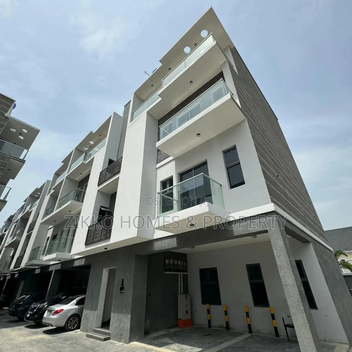 2bdrm Apartment in Lekki for sale in Lekki Phase 1