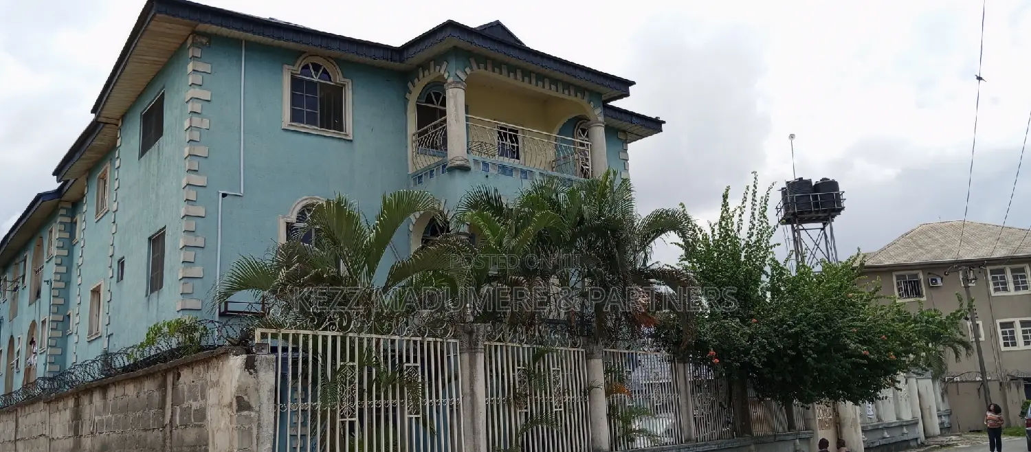 9bdrm Block of Flats in Stadium Road , Port for sale in Port-Harcourt