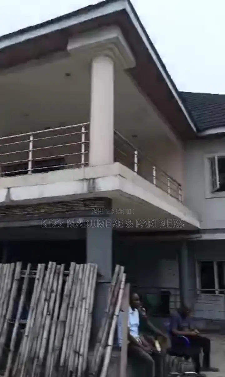 9bdrm Block of Flats in Mopol 19 , Gra Phase for sale in Port-Harcourt