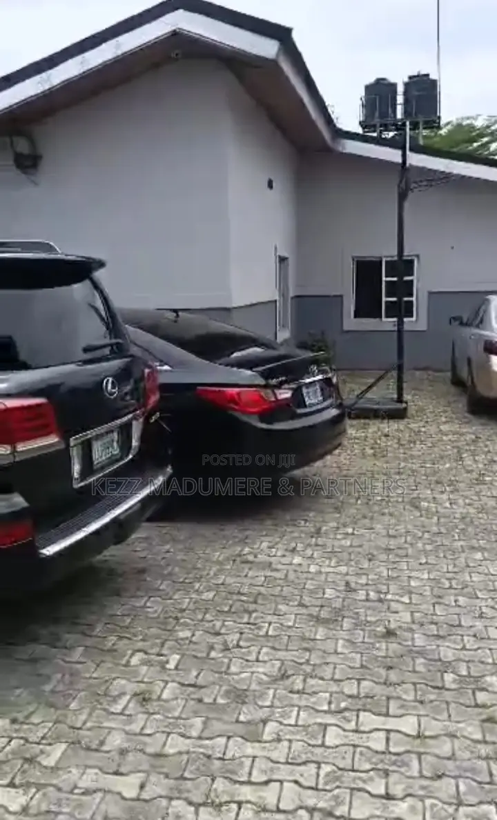9bdrm Block of Flats in Mopol 19 , Gra Phase for sale in Port-Harcourt