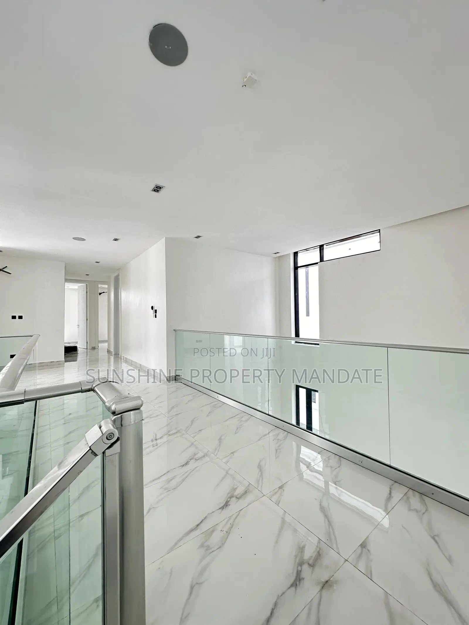5bdrm Duplex in Lekki County for sale in Lekki