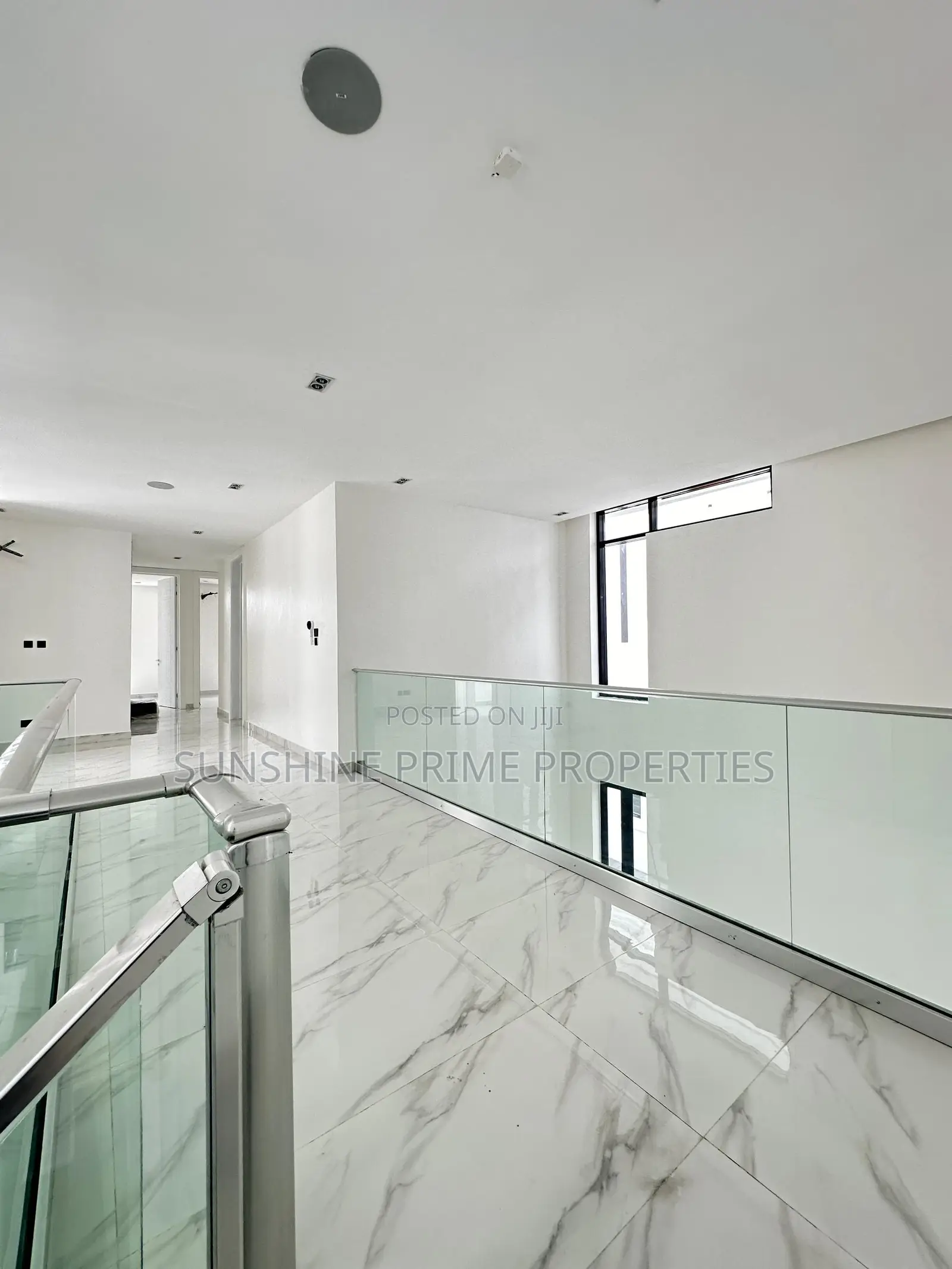 5bdrm Duplex in Lekki County for sale in Lekki