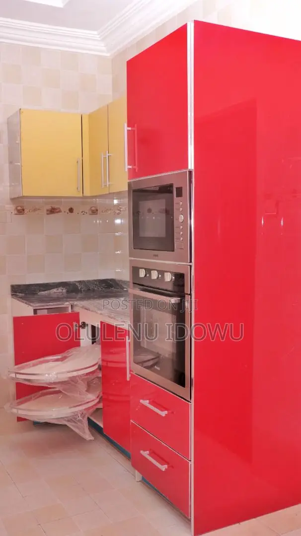 Furnished 3bdrm Block of Flats in Alimosho for sale in Alimosho