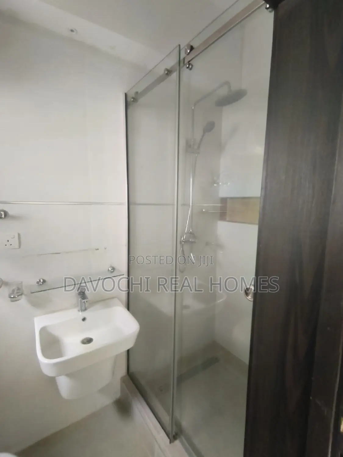 4bdrm Duplex in Chevron, Lekki for rent in Lekki