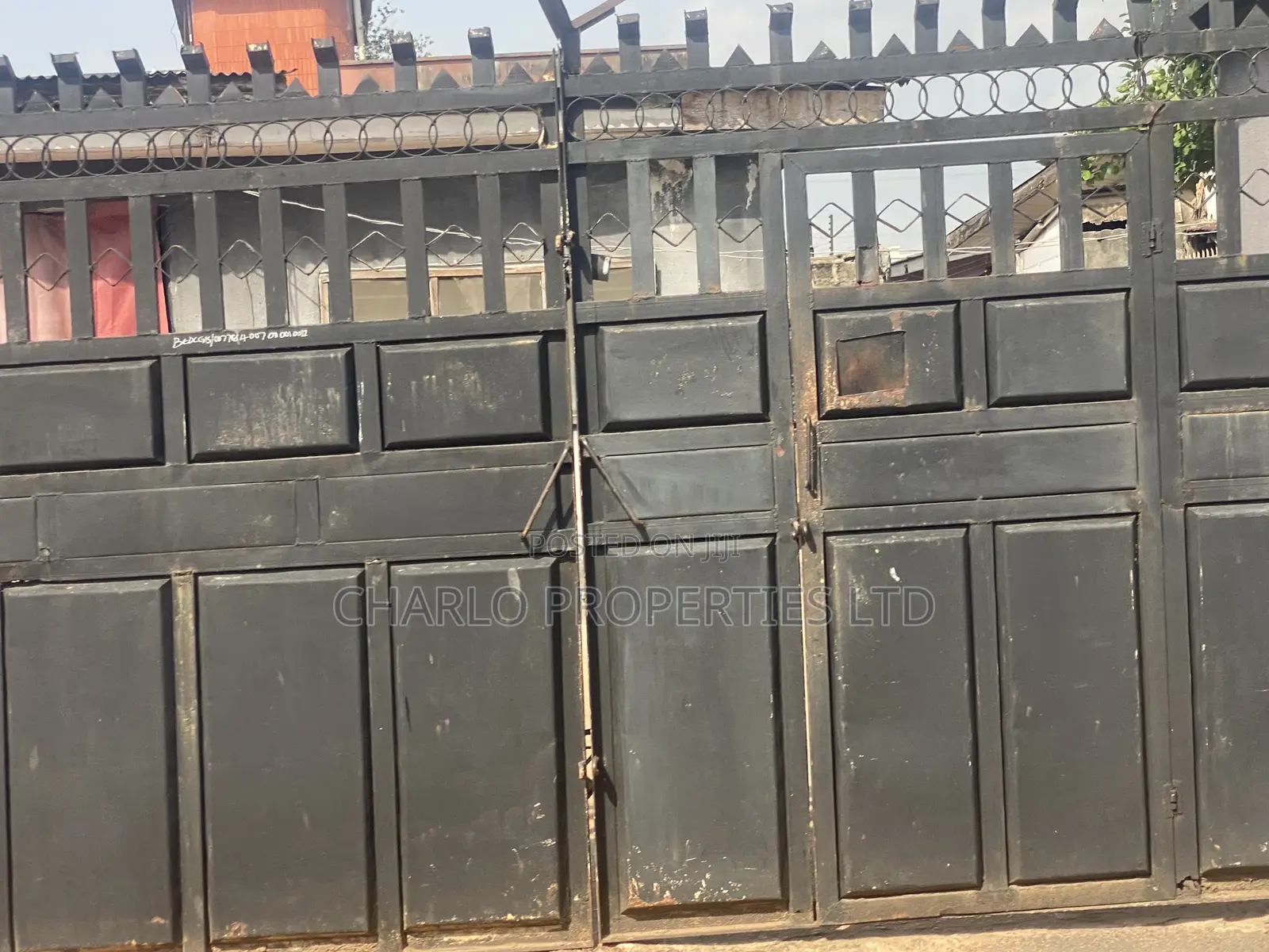 5bdrm Bungalow in Benin City for sale in Benin City