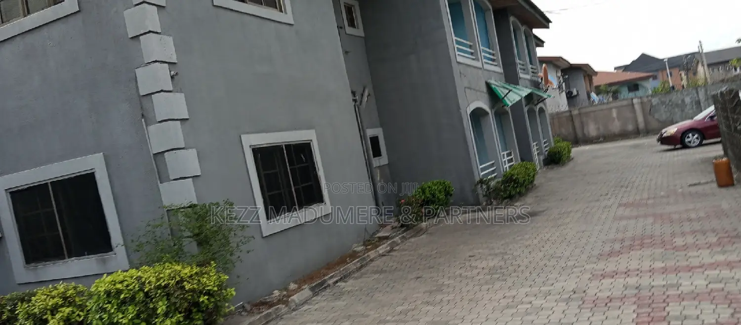 3bdrm Block of Flats in Aeroplane Drive ,, Port-Harcourt for sale in Port-Harcourt