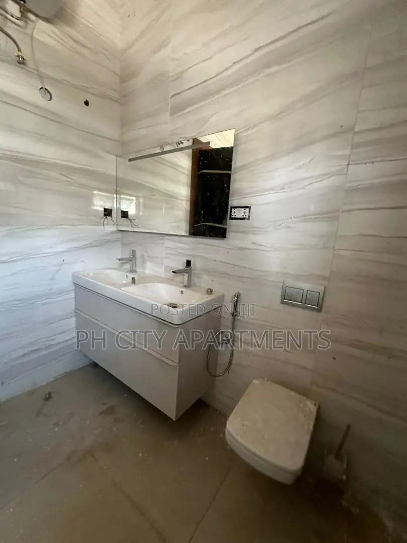 5bdrm Duplex in Port-Harcourt for sale in Port-Harcourt