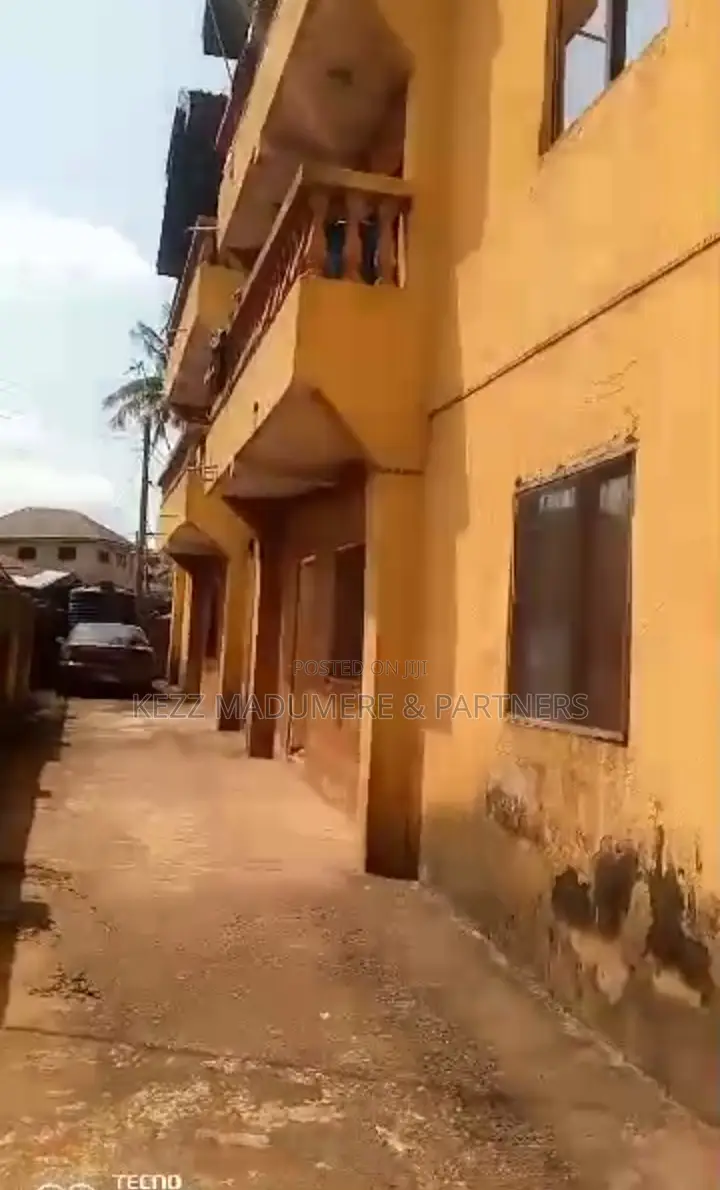 6bdrm Block of Flats in Abakpa Nike , Enugu for sale in Enugu