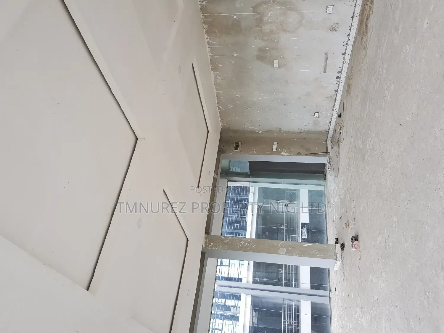 Shop Show Room for Sale in Lekki