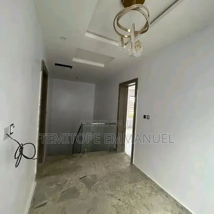 Furnished 5bdrm House in Ikeja Gra for sale in Ikeja GRA