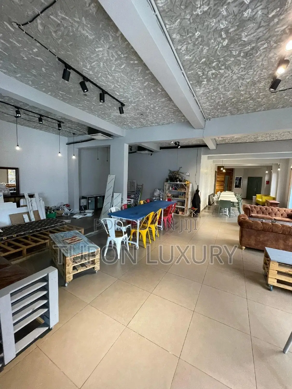 Newly Launched 1bed With Ps5, Pool, Study Area Etc in Lekki Phase 1