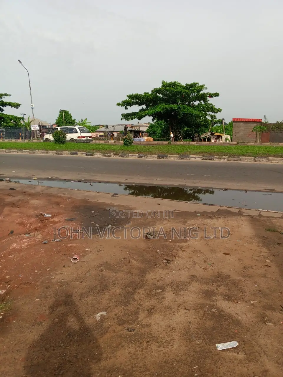 Land Reciept, Deed Of Agreement, Registered Survey Plan in Ikotun/Igando