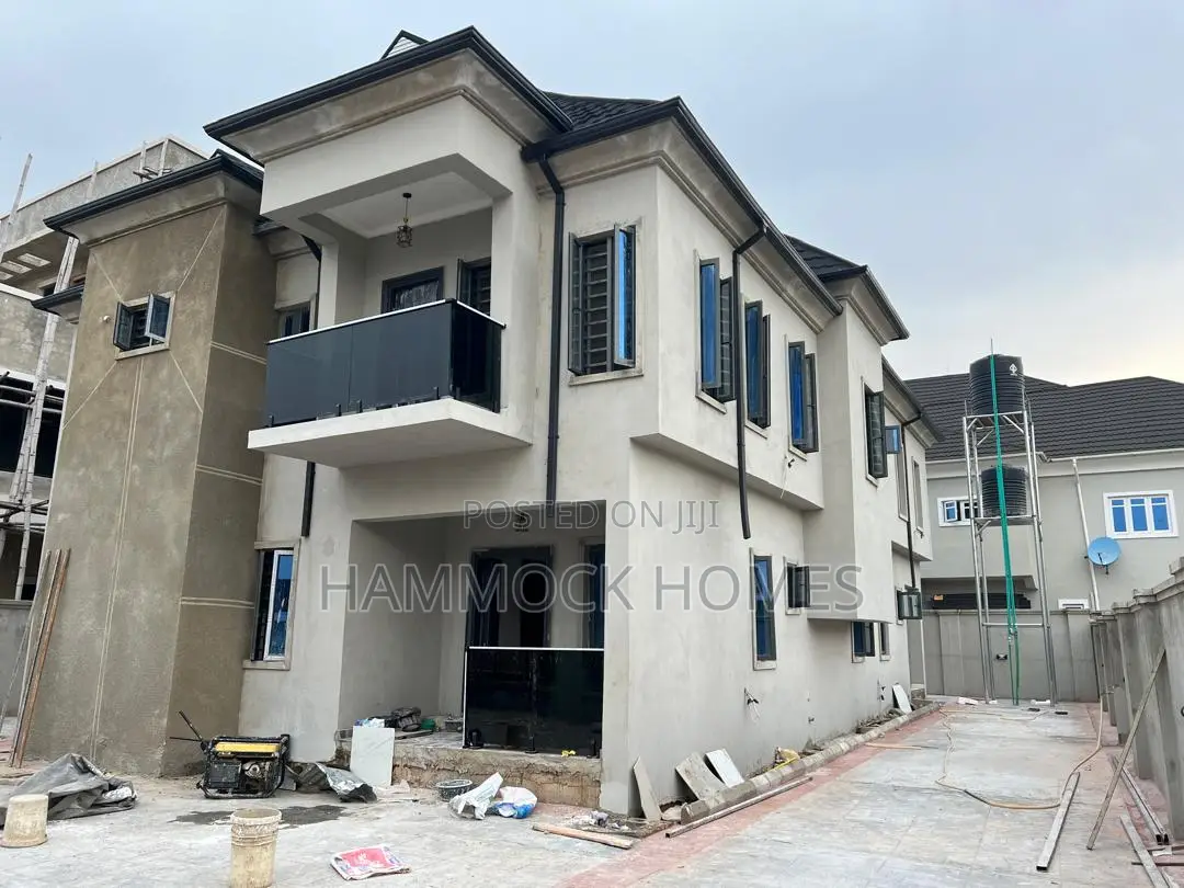 5bdrm Duplex in Cedarhaus Gardens, Oluyole Estate for sale in Oluyole Estate