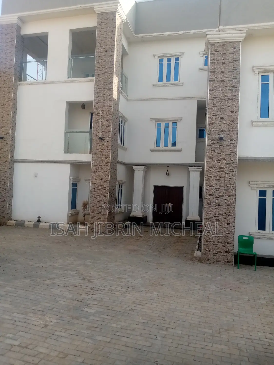 2bdrm Apartment in Beside First Bank for rent in Kubwa