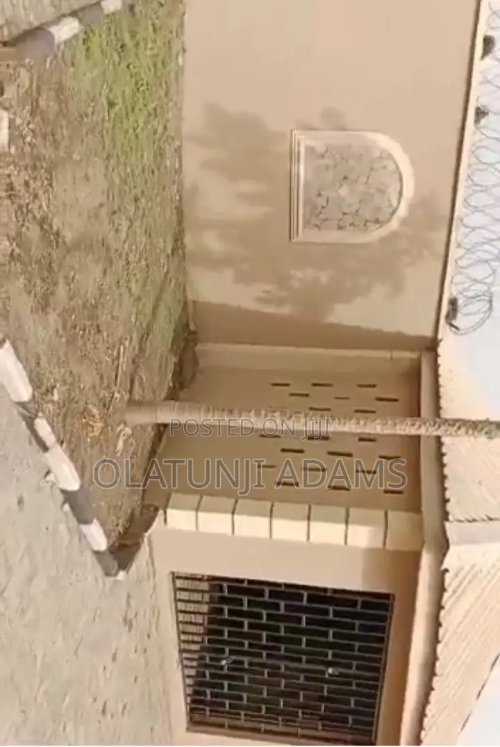 Furnished 9bdrm Duplex in Gra Okefia, Osogbo for sale in Osogbo