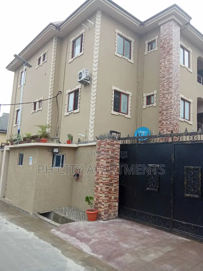 2bdrm Block of Flats in Port-Harcourt for sale in Port-Harcourt
