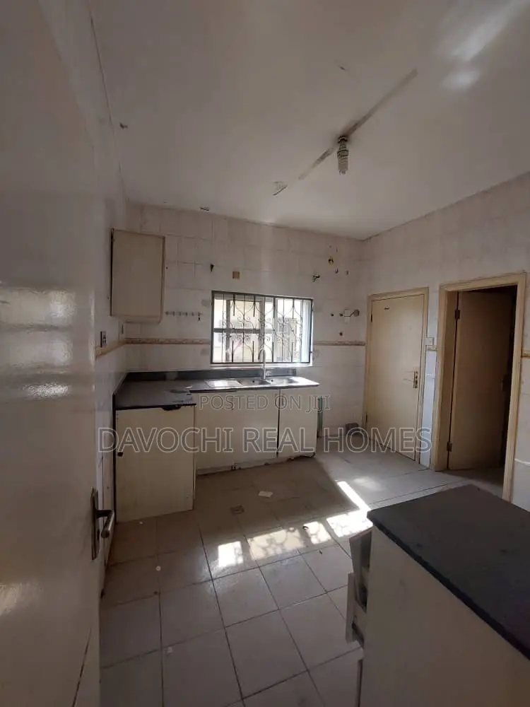 4bdrm Duplex in Northern Fourthshore, Lekki for rent in Lekki