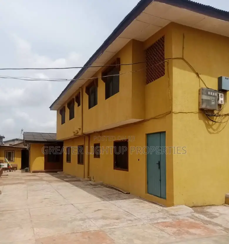 Furnished 3bdrm Block of Flats in Kayode Str, Alimosho for sale in Alimosho
