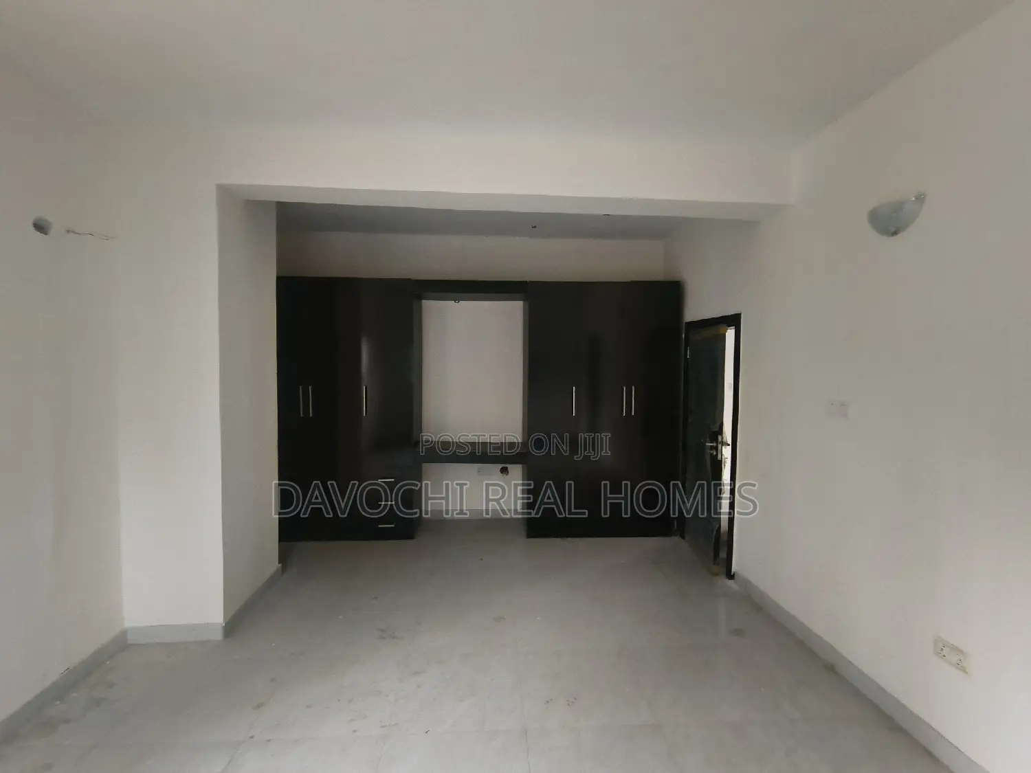 3bdrm Apartment in Osapa London, Lekki for rent in Lekki