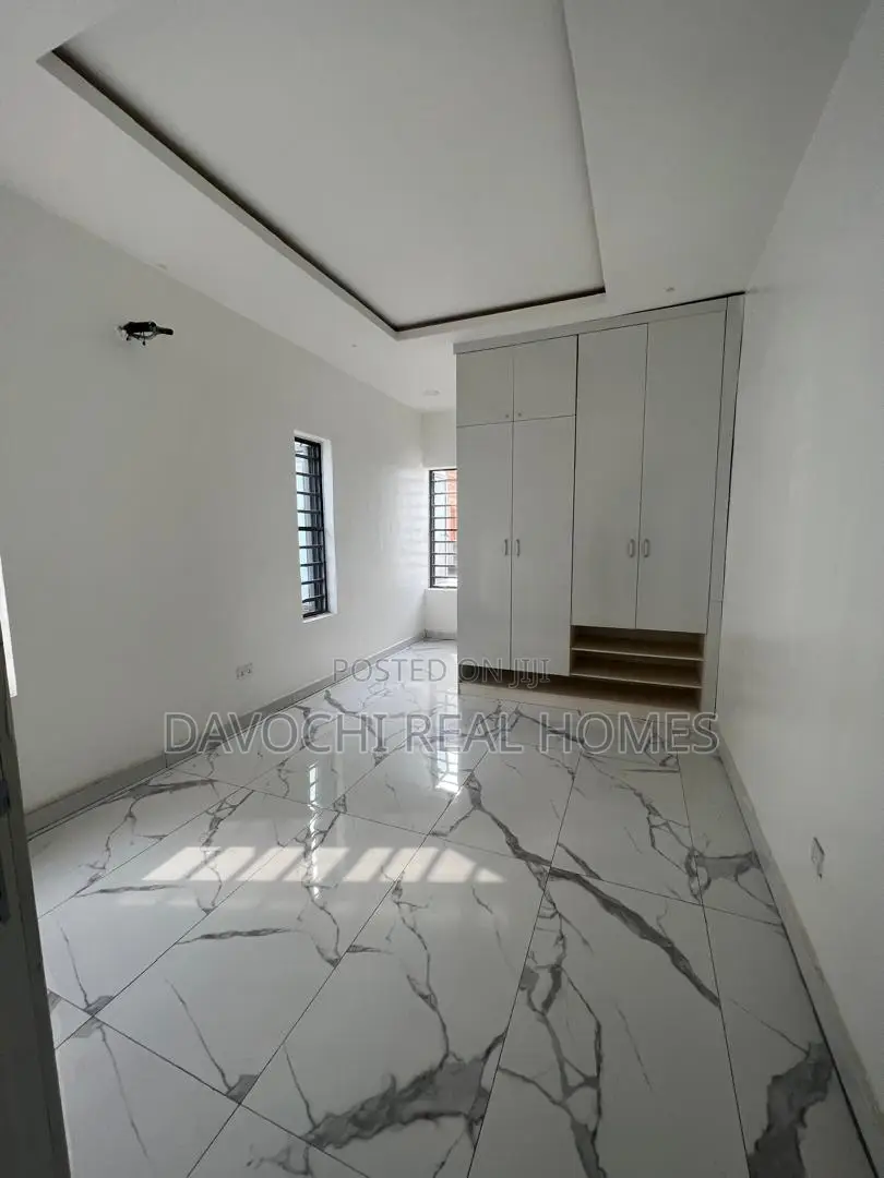 4bdrm Duplex in Ikate, Lekki for rent in Lekki