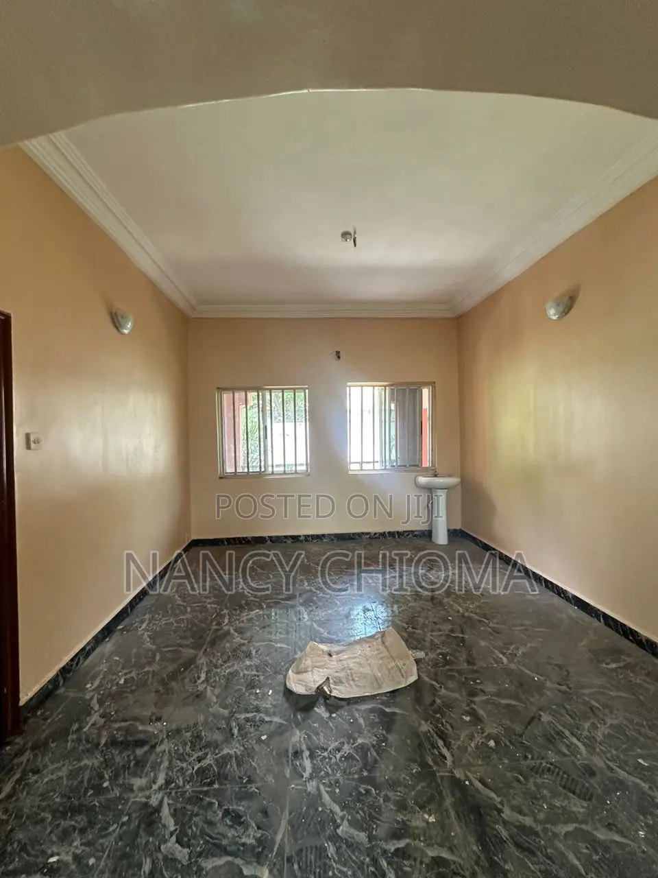 Furnished 4bdrm Duplex in Old Gra, Enugu for sale in Enugu