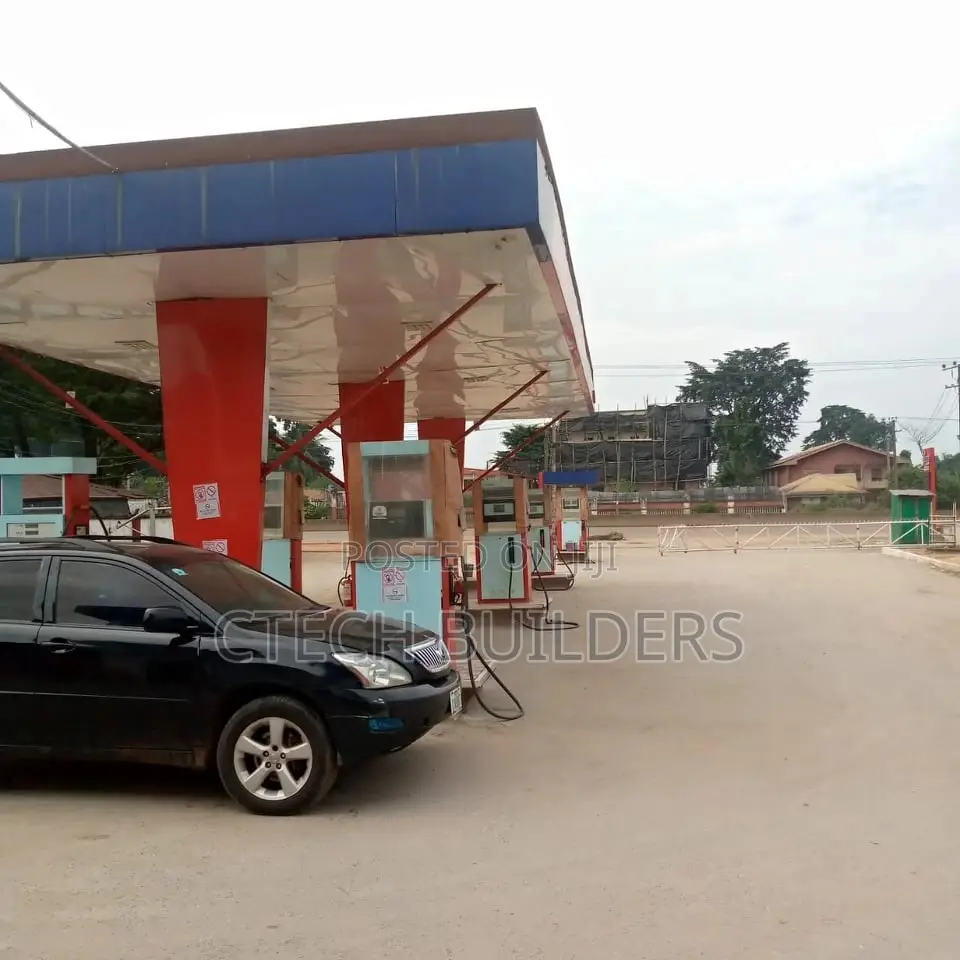 Filling Station for Sale at Aduwawa Rd,Benin. 120x170ft.230m in Benin City
