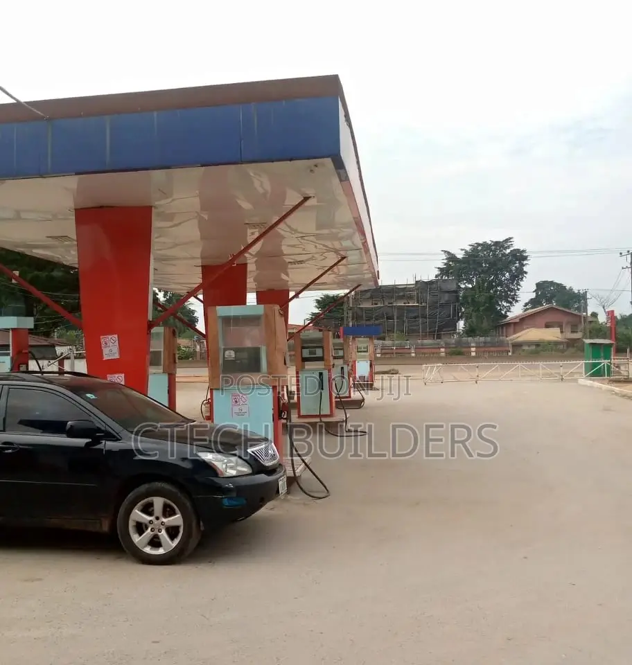 Filling Station for Sale at Aduwawa Rd,Benin. 120x170ft.230m in Benin City