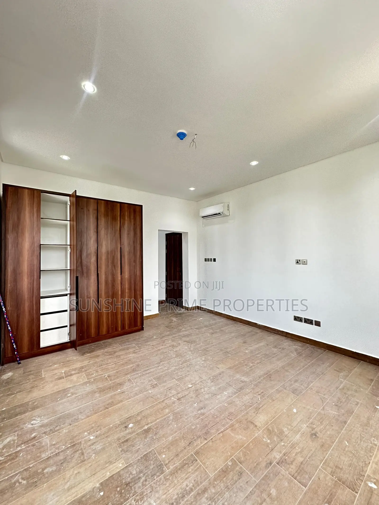 3bdrm Maisonette in Victoria Island for sale in Victoria Island
