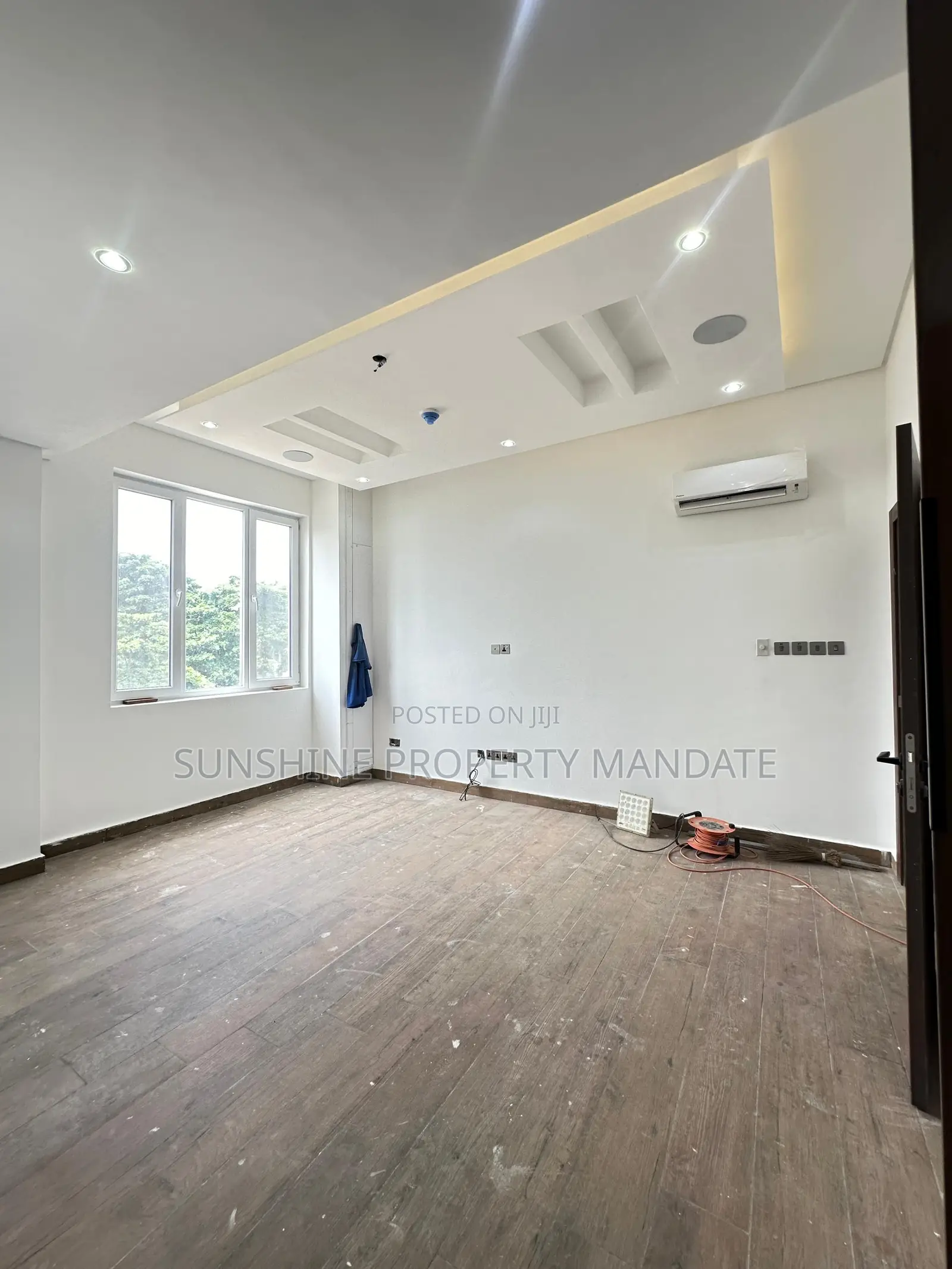 3bdrm Maisonette in Victoria Island for sale in Victoria Island