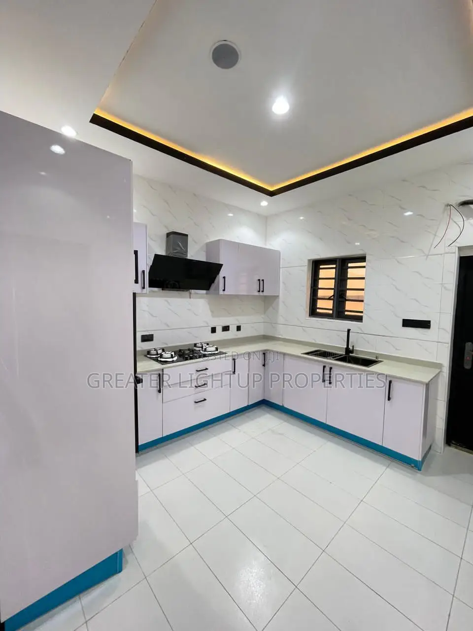 Furnished 4bdrm Duplex in Ikate, Lekki Phase 1 for sale in Lekki Phase 1