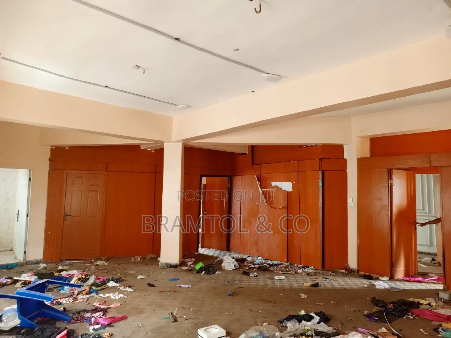 106sqm Office/Shop in Wuye in Wuye