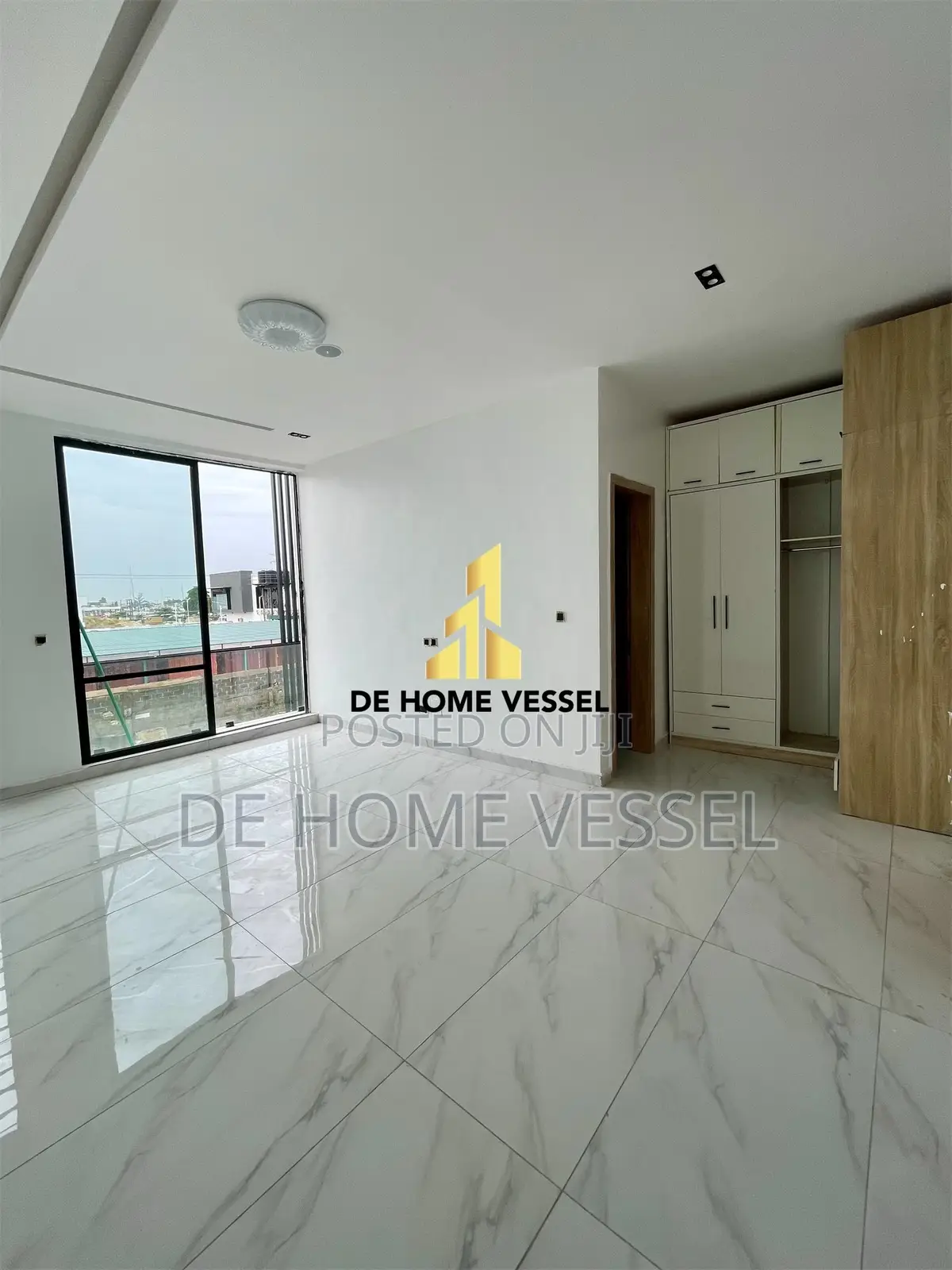 4bdrm Duplex in Ikota for sale in Ikota