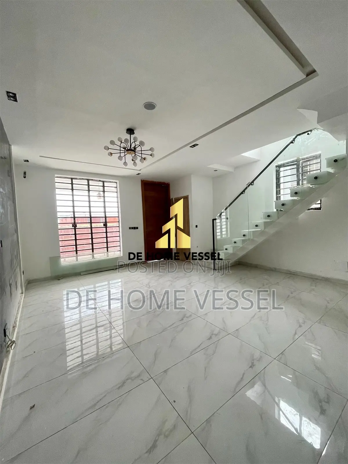 4bdrm Duplex in Ikota for sale in Ikota