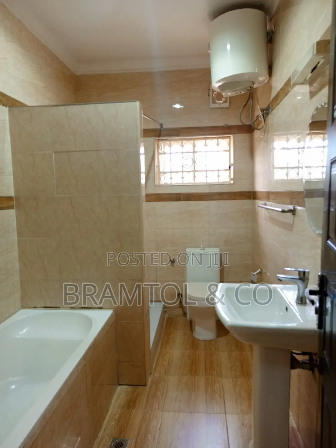 4bdrm Townhouse / Terrace in Jabi for rent in Jabi