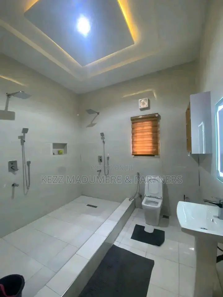 5bdrm Duplex in Cedarwood Estate, Port-Harcourt for sale in Port-Harcourt