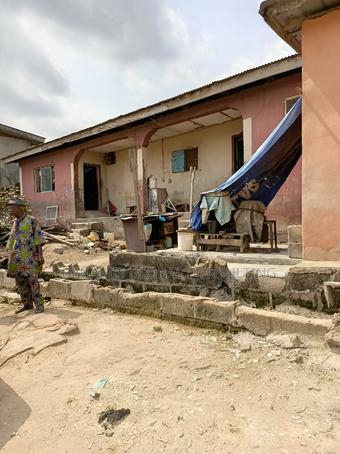 3bdrm Bungalow in Omole Phase 2 for sale in Omole Phase 2