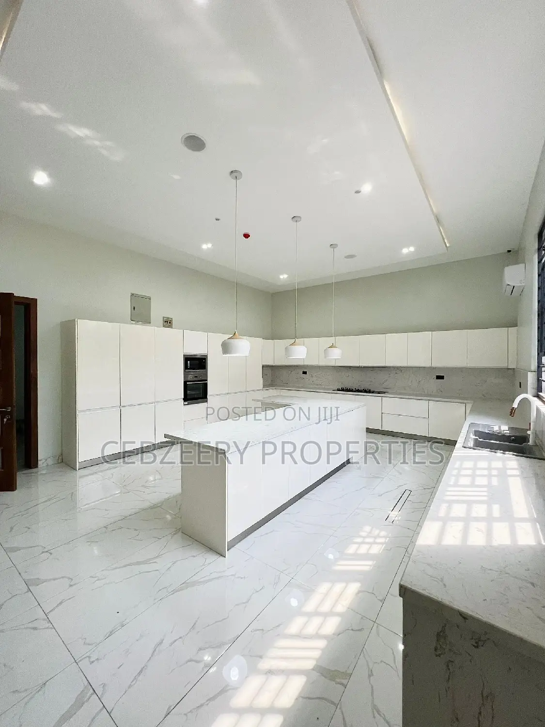 5bdrm Duplex in Ikoyi for sale in Ikoyi