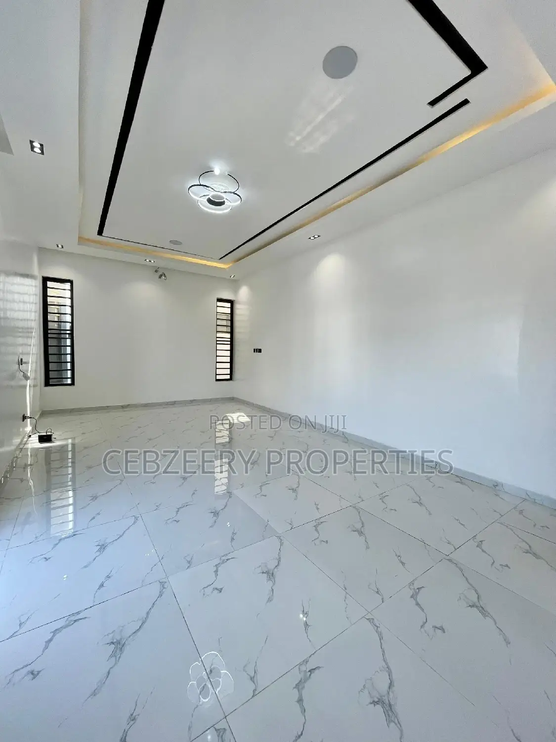 5bdrm Duplex in Lekki for sale in Lekki
