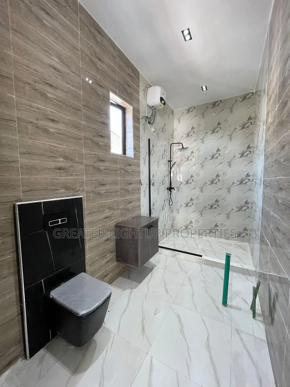 Furnished 4bdrm Duplex in Chevron Lekki for sale in Lekki